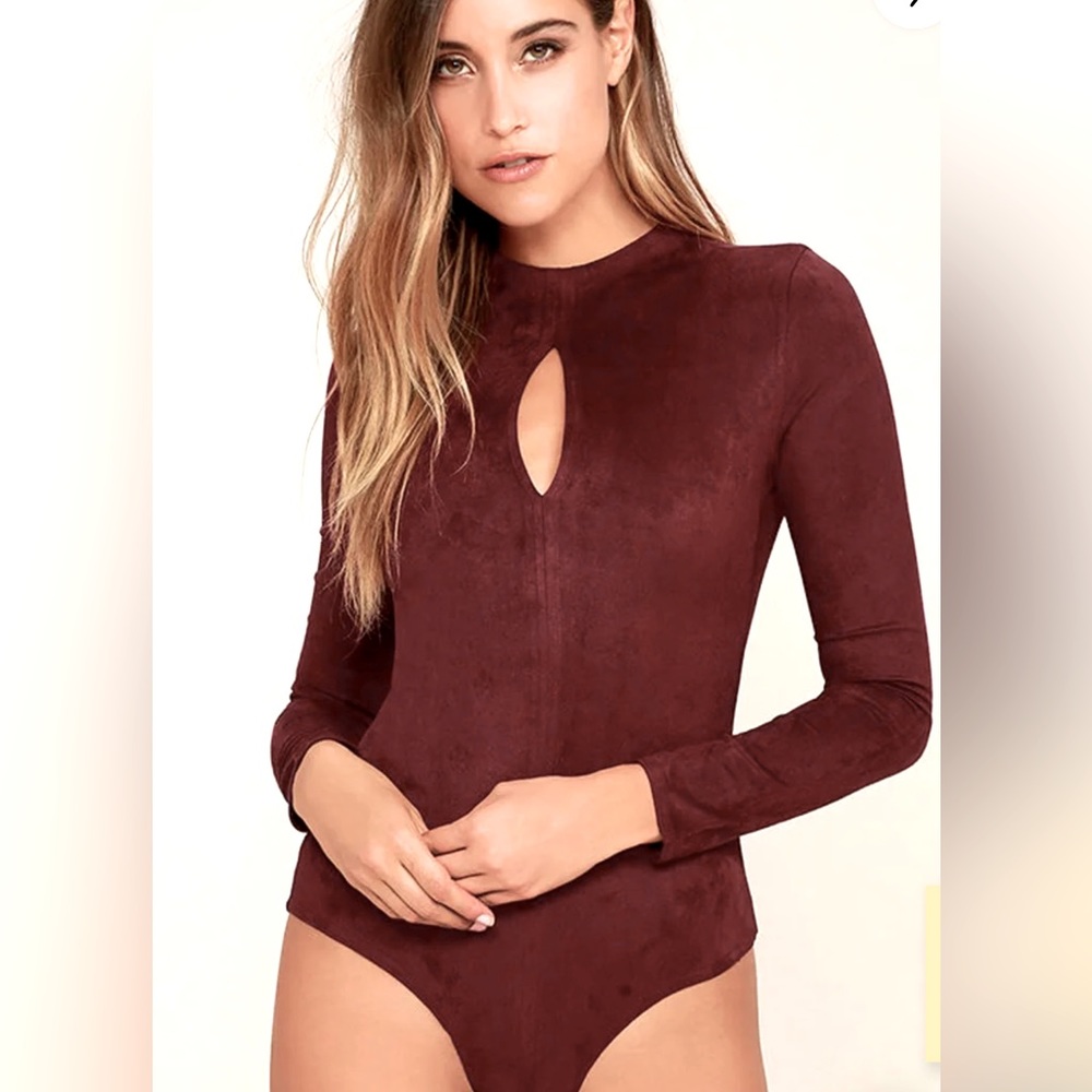 NWT MINKPINK FAUX SUEDE BODYSUIT